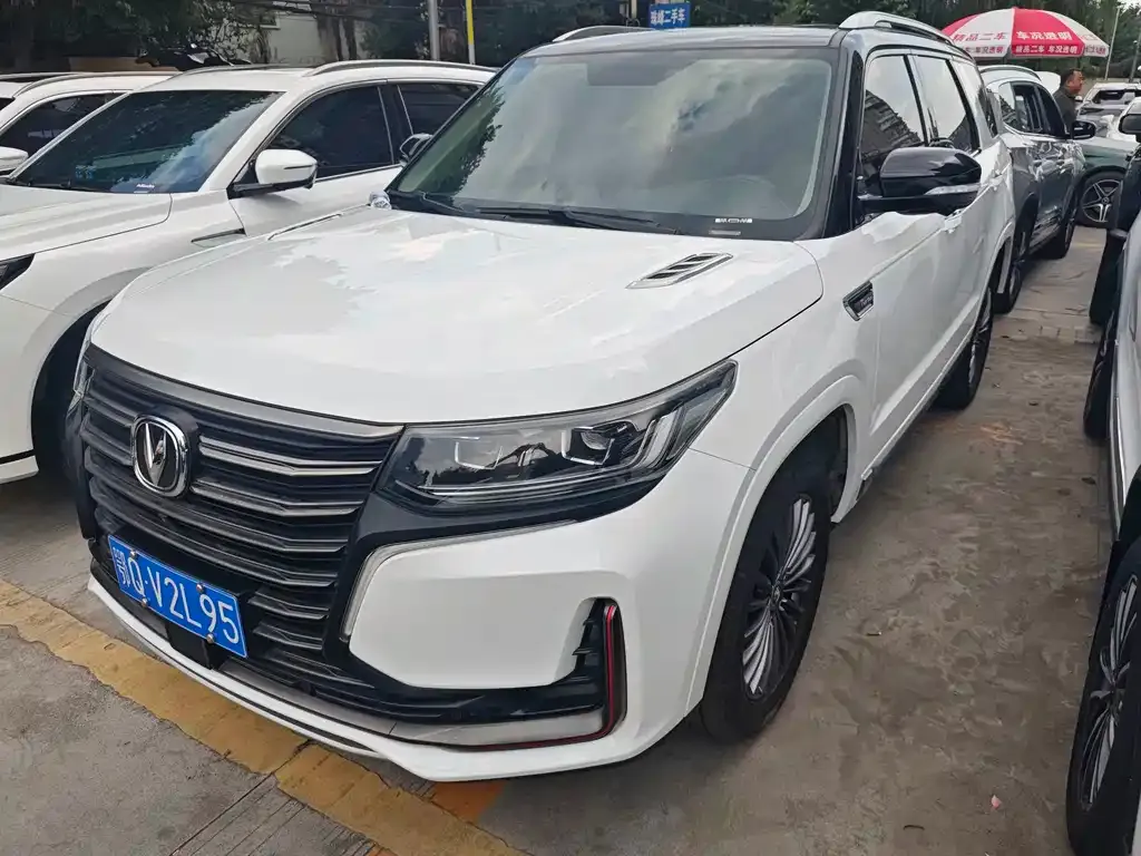 Changan CS95 — фото 1