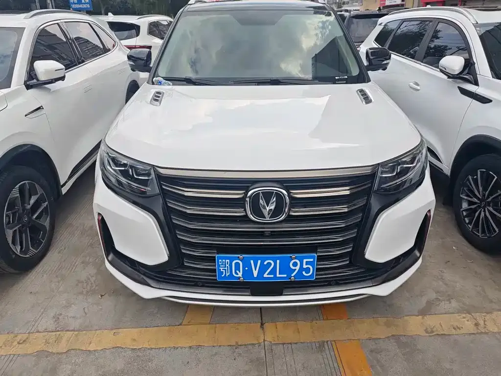Changan CS95 — фото 3