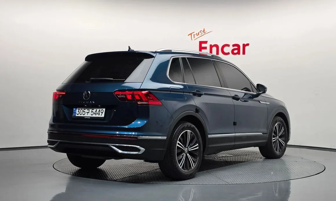 Volkswagen Tiguan — фото 4