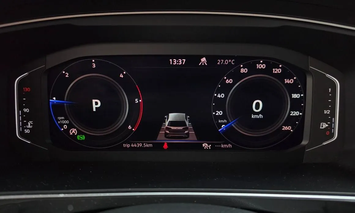 Volkswagen Tiguan — фото 5