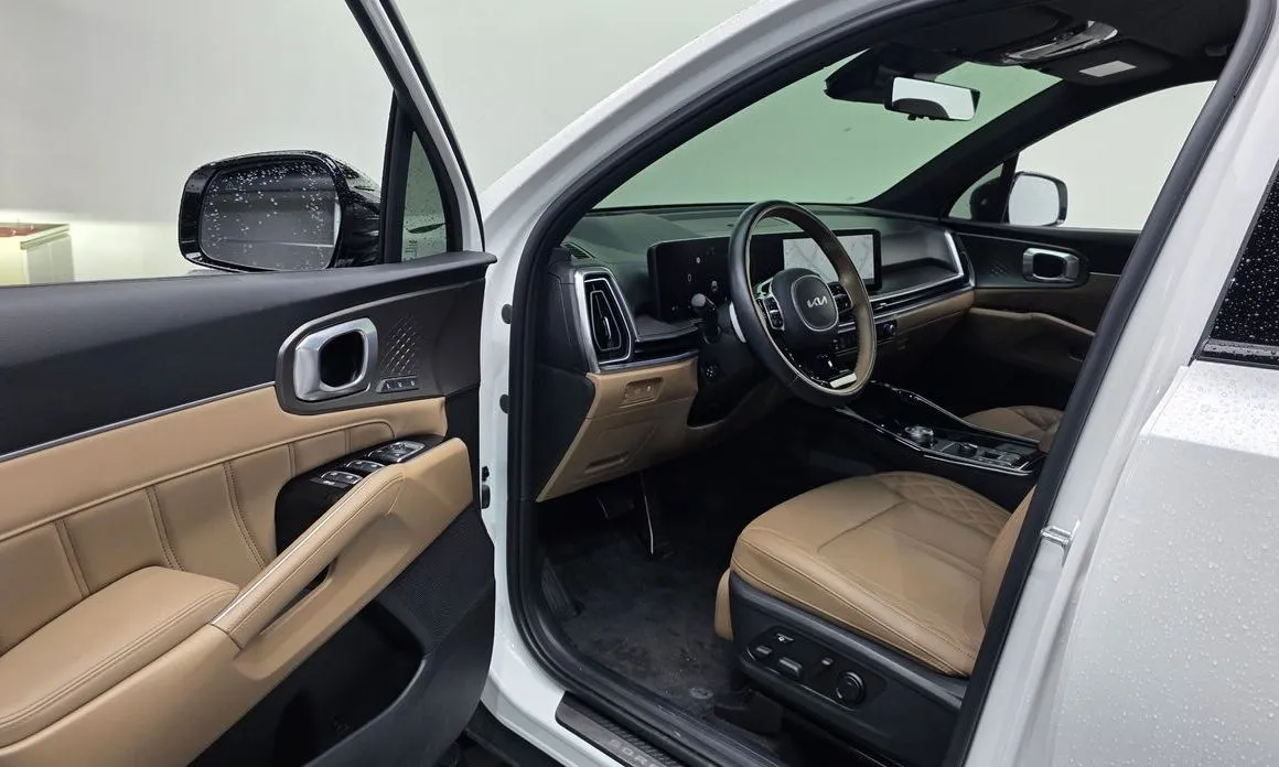 Kia Sorento — фото 8