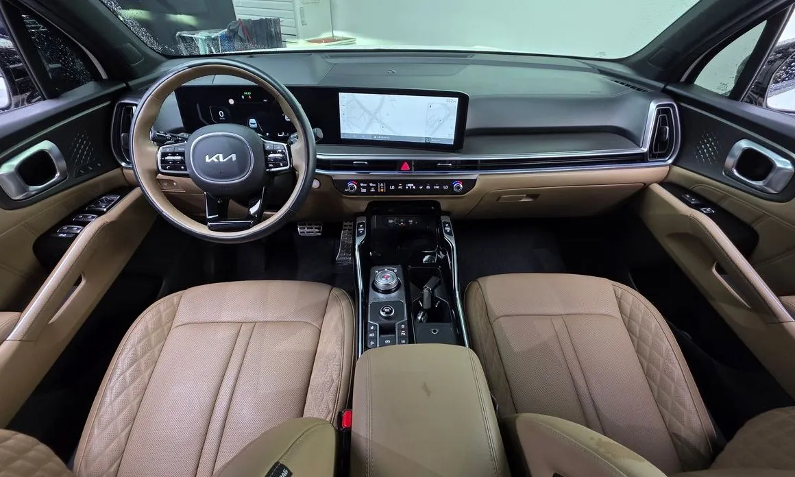 Kia Sorento — фото 6