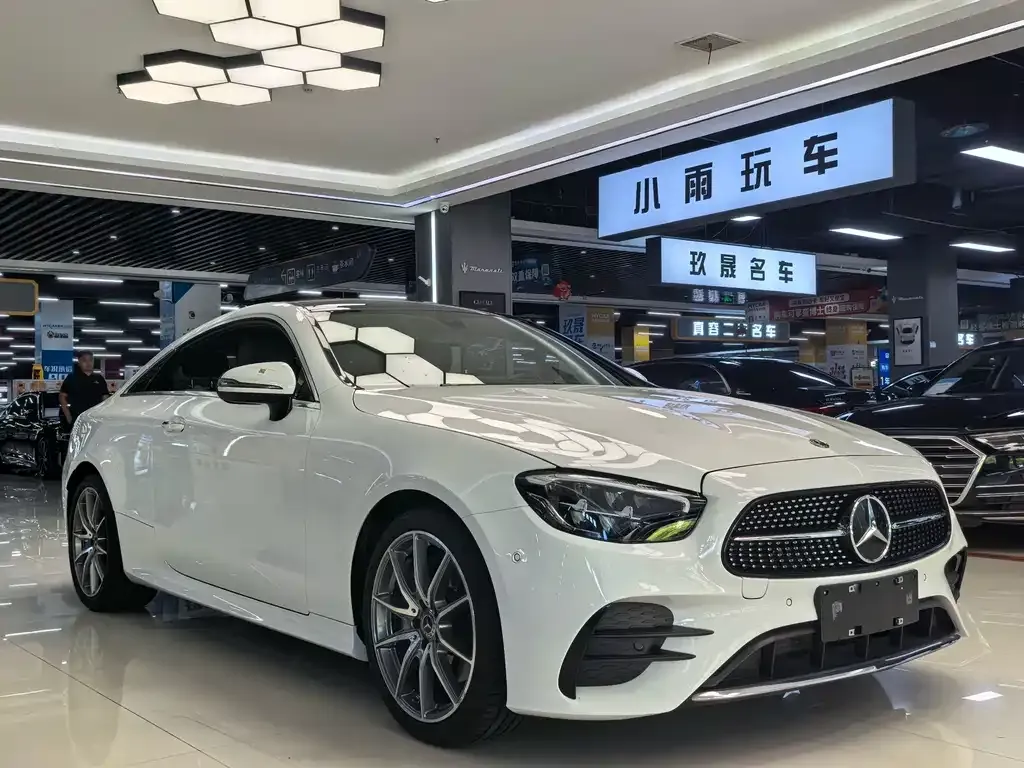 Mercedes-Benz E-Class (Import) — фото 8