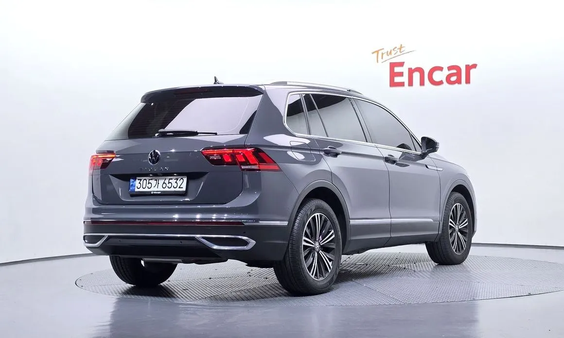 Volkswagen Tiguan — фото 5