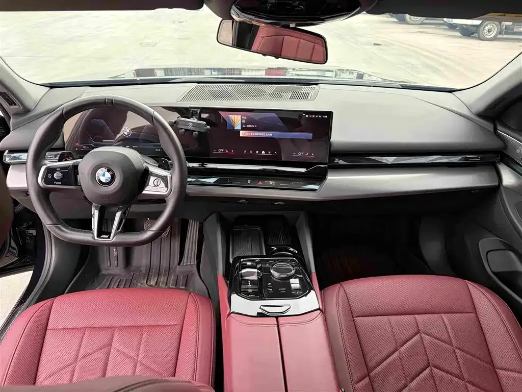 BMW 5 Series — фото 4