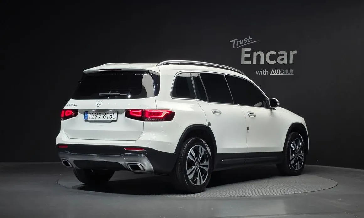 Mercedes-Benz GLB-Class — фото 4
