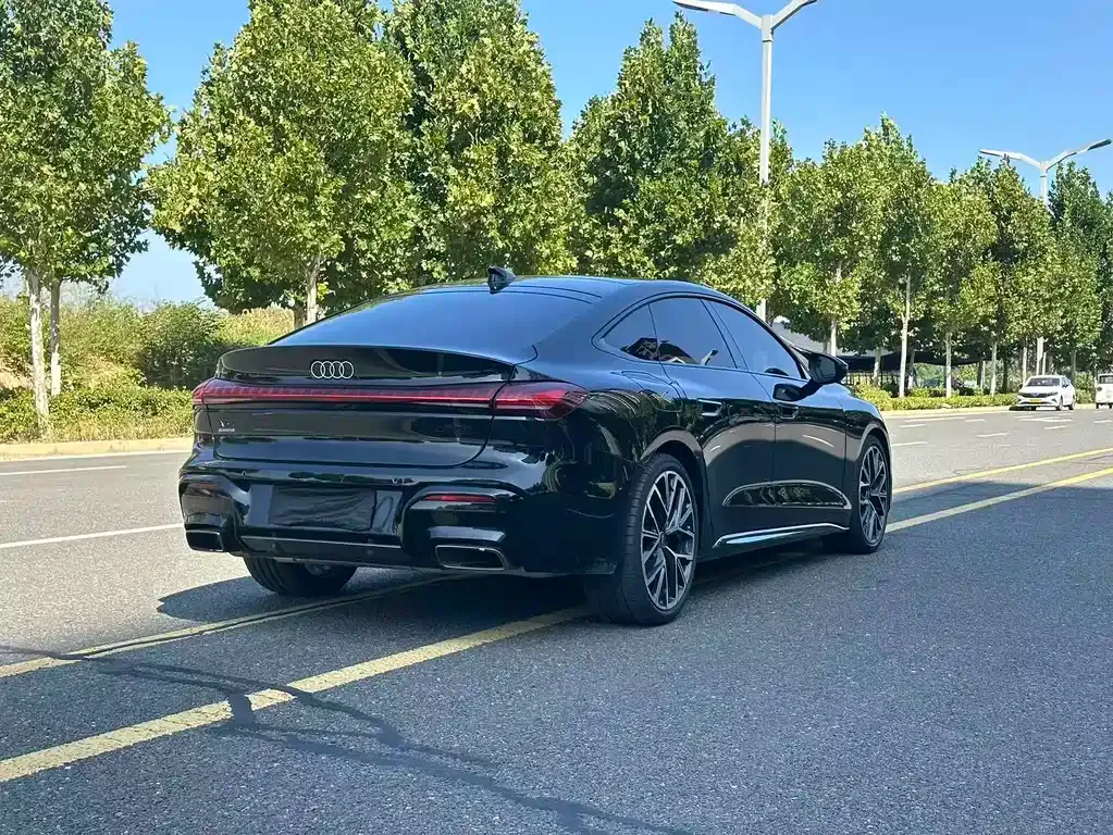 Audi A5L Sportback — фото 4