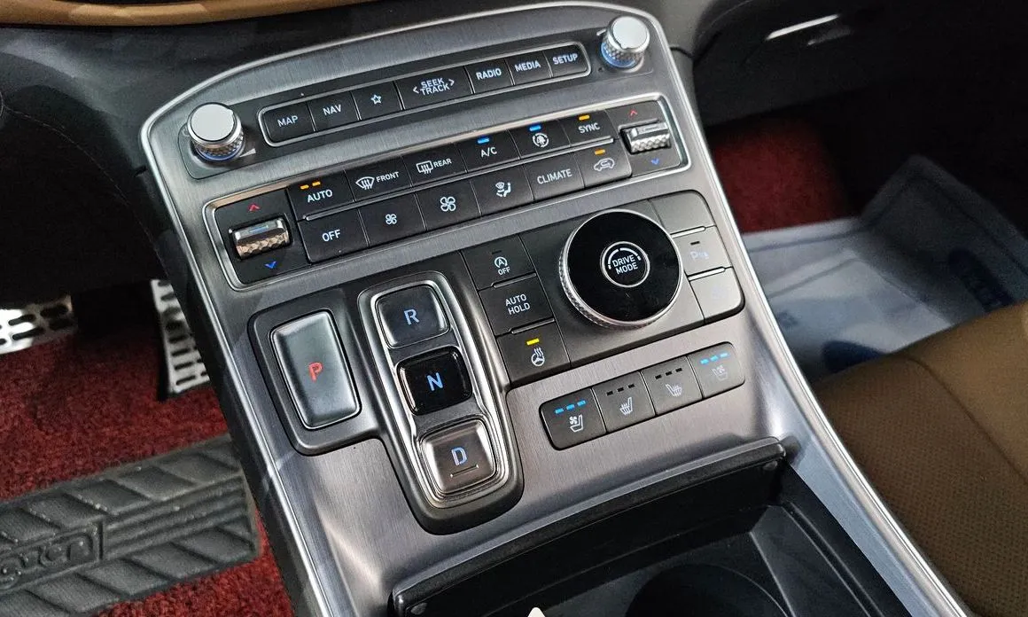 Hyundai Santafe — фото 8