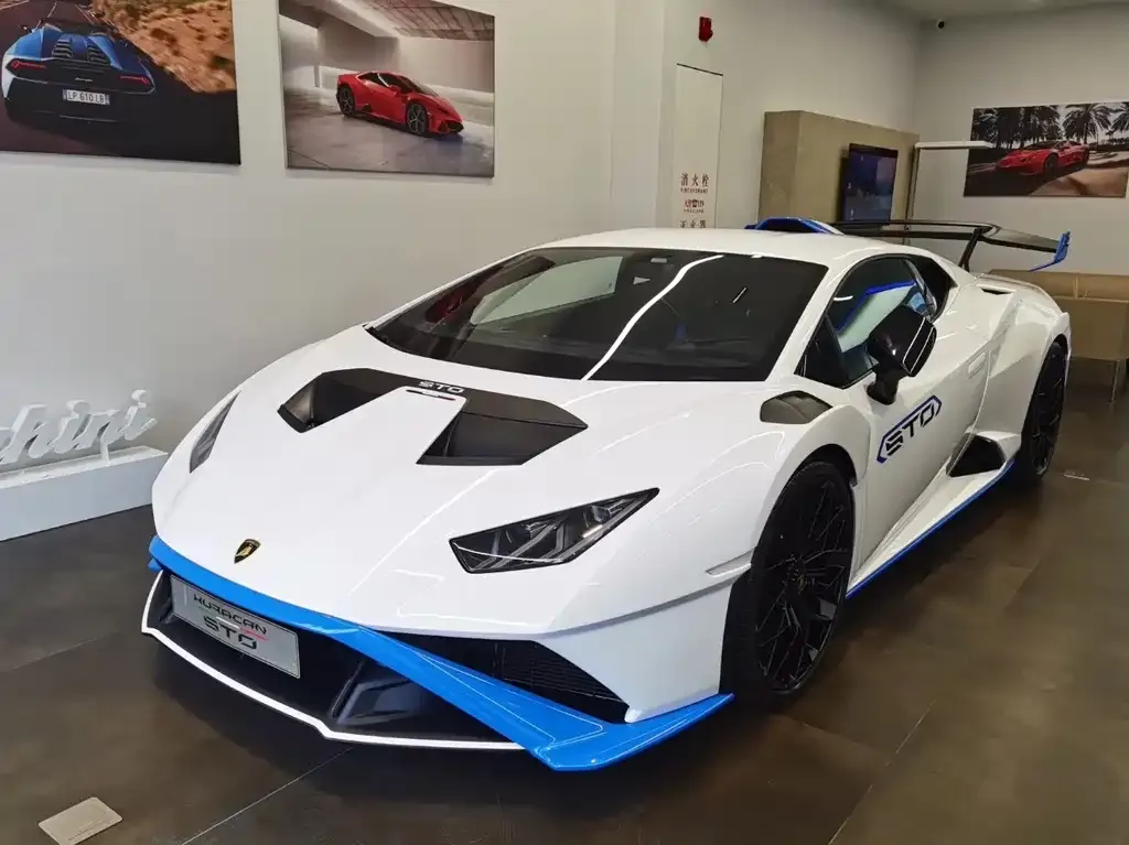 Lamborghini Huracan — фото 1