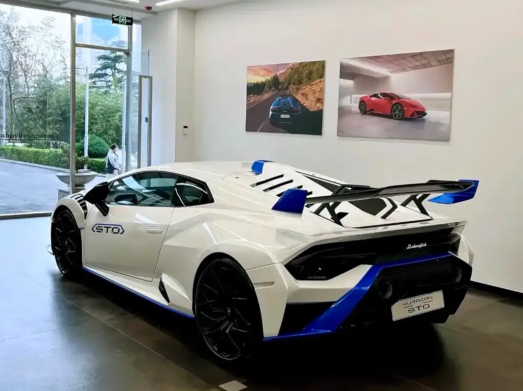 Lamborghini Huracan — фото 10