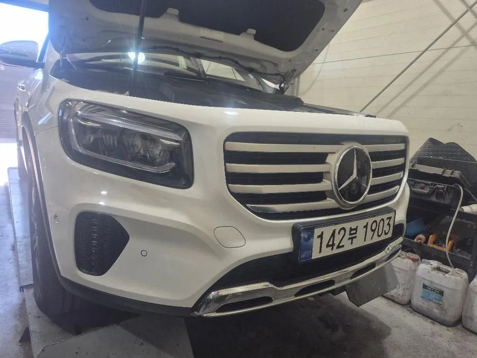 Mercedes-Benz GLB-Class — фото 1