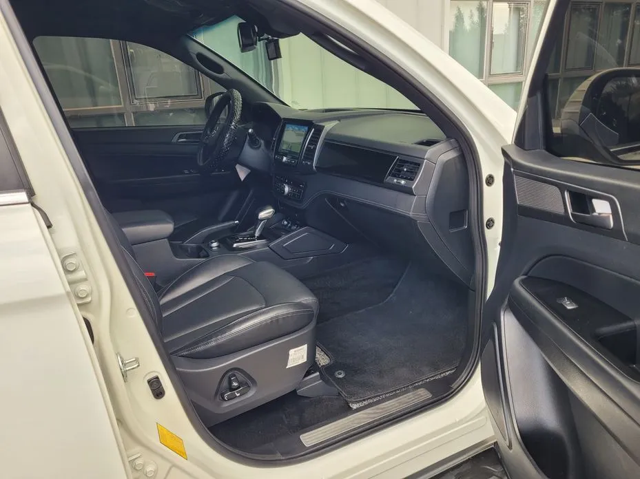 KG Mobility (Ssangyong) Rexton — фото 5