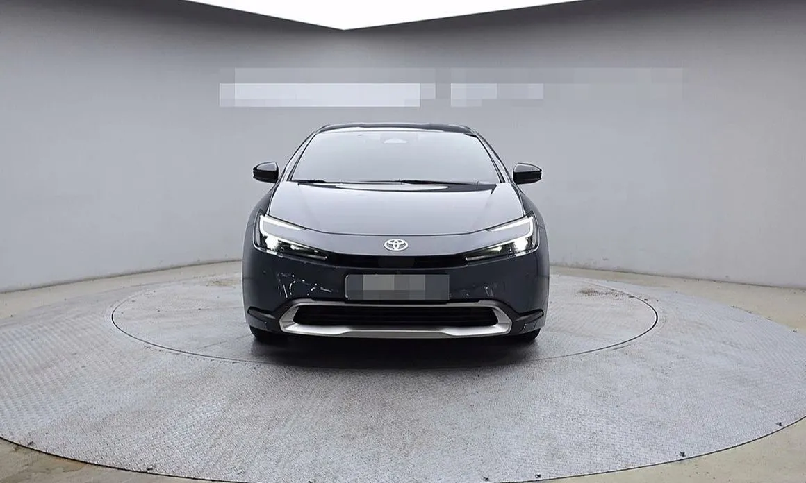 Toyota Prius — фото 3