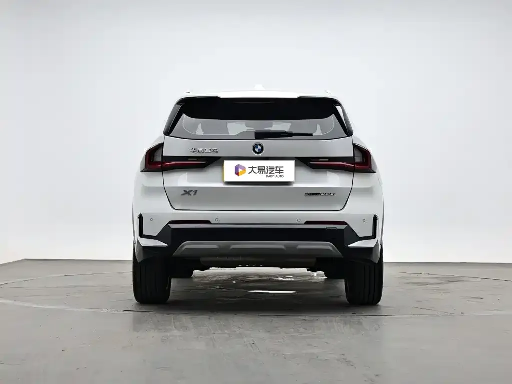 BMW X1 — фото 3