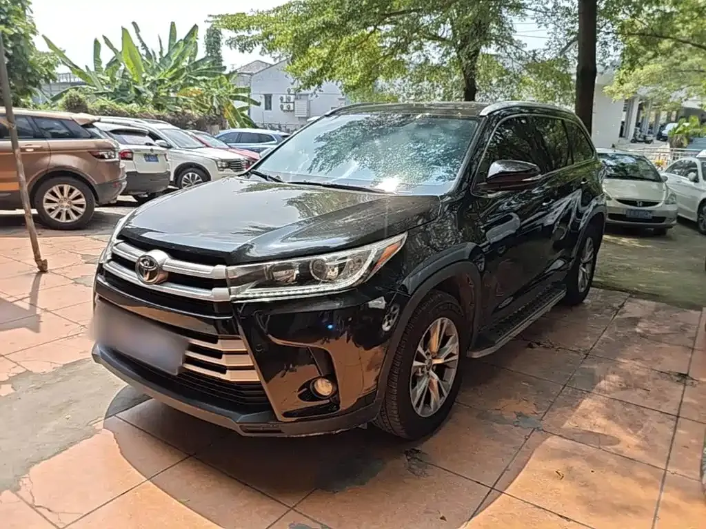 Toyota Highlander — фото 4