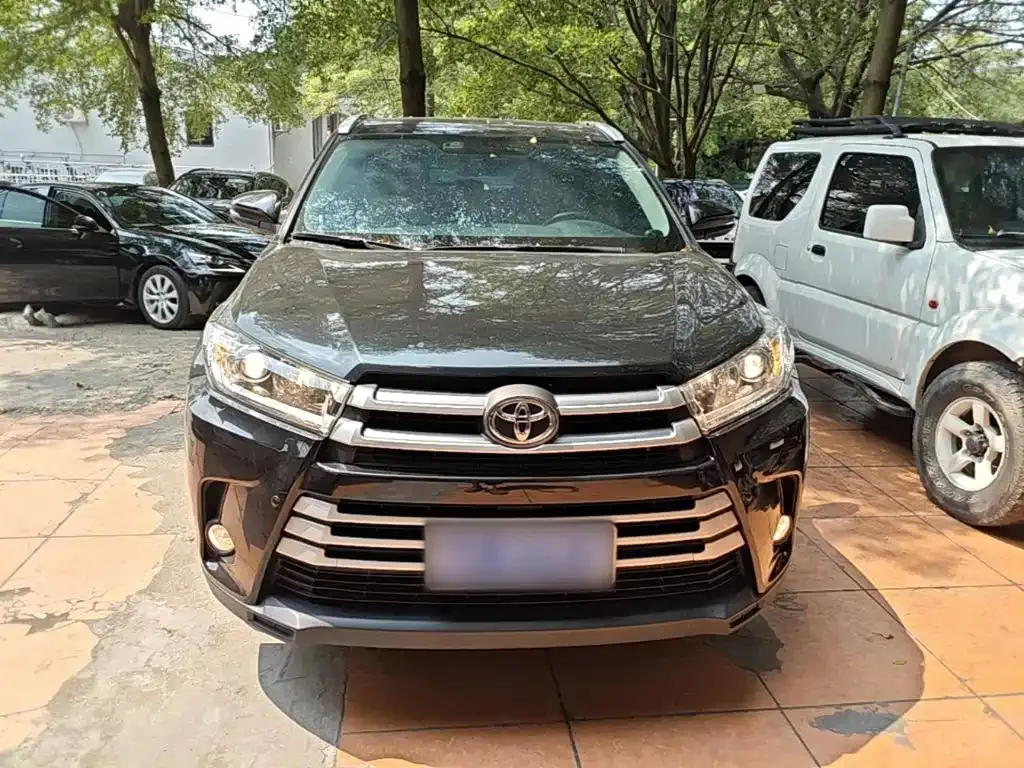 Toyota Highlander — фото 3
