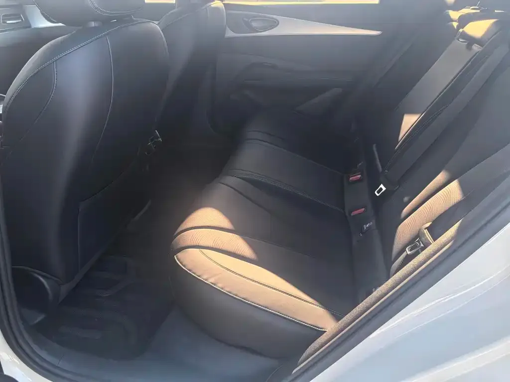 BYD Seal 06 DM-i Touring — фото 4