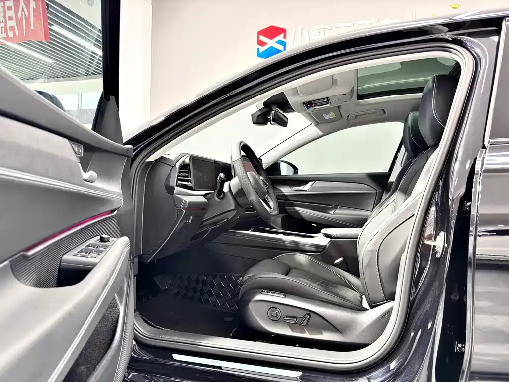 Volkswagen Passat — фото 4