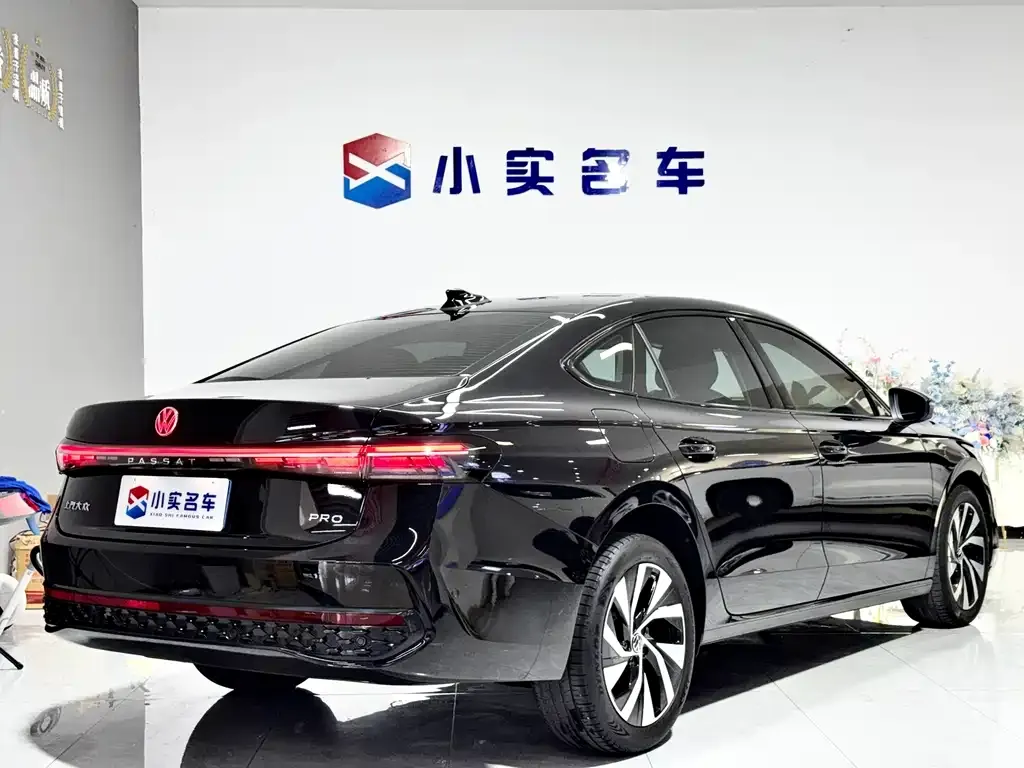 Volkswagen Passat — фото 5
