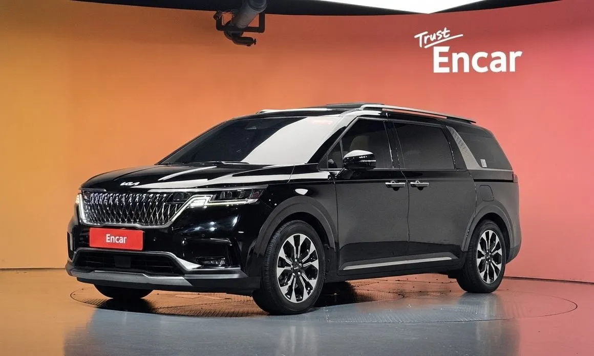Kia Carnival — фото 1