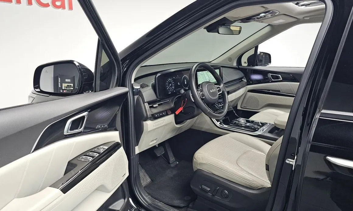 Kia Carnival — фото 10