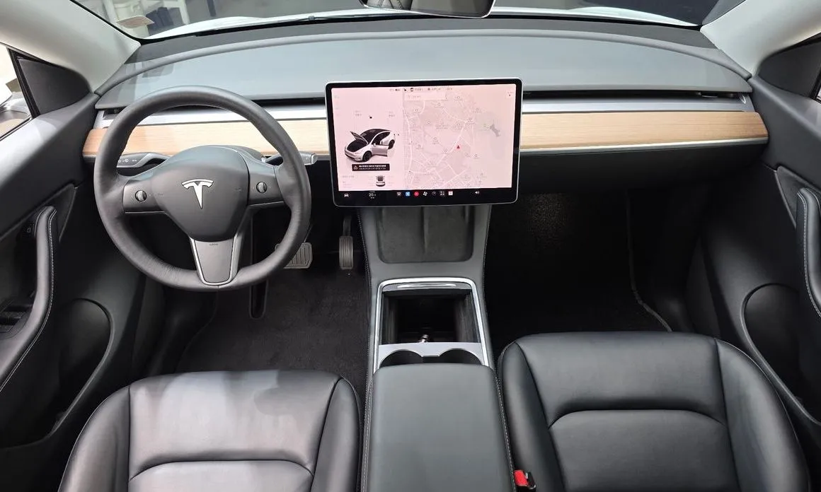 Tesla Model Y — фото 3