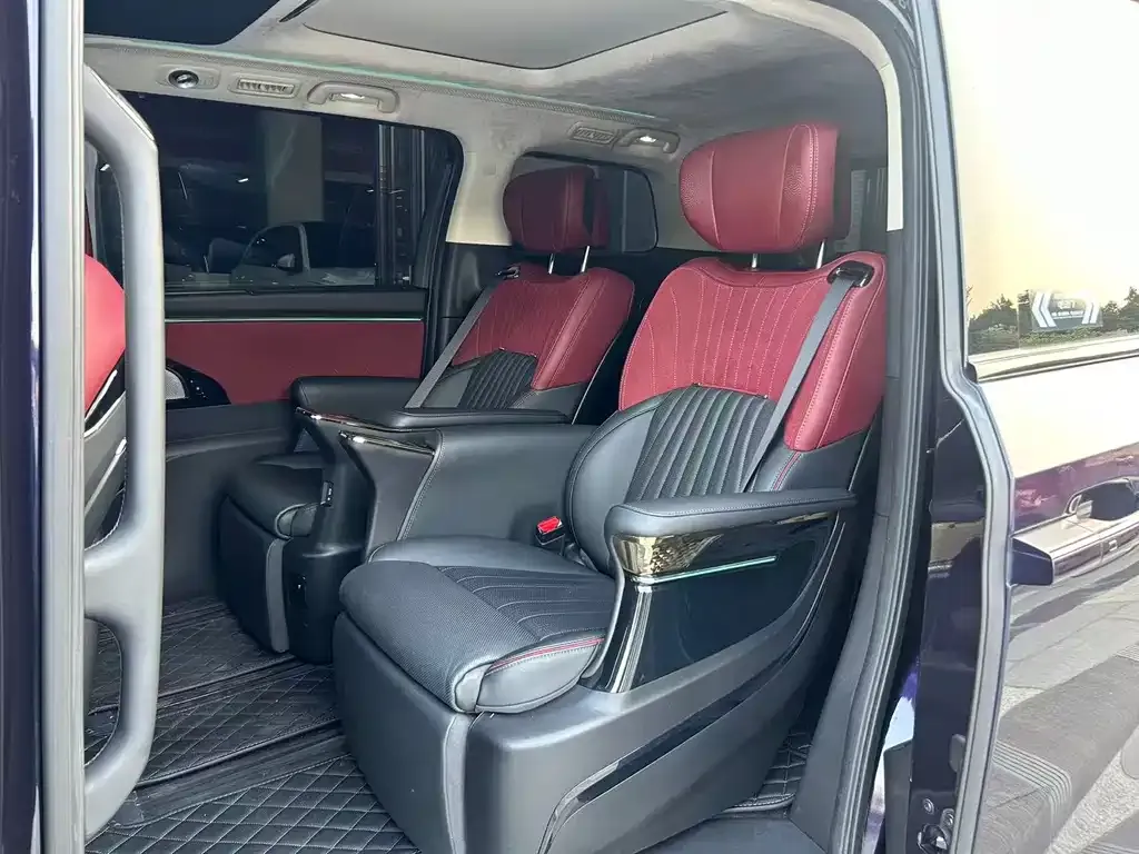 GAC Motor Trumpchi E9 — фото 10