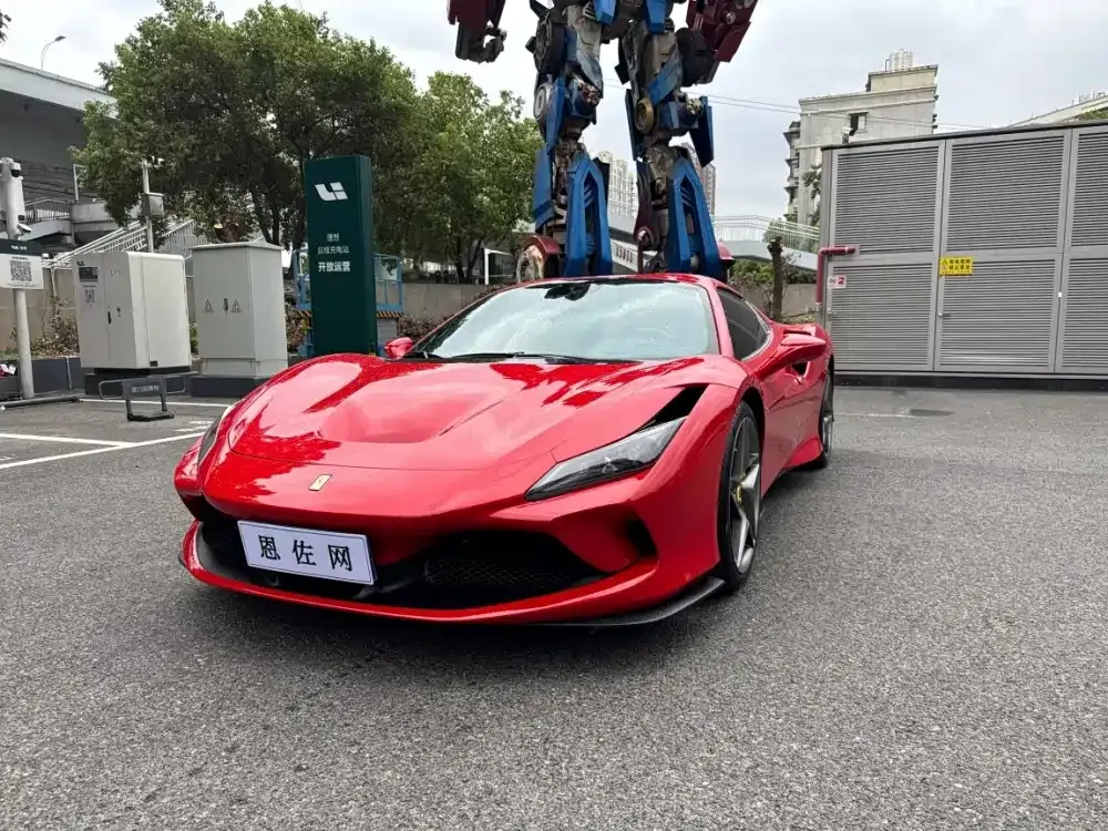 Ferrari F8 — фото 1