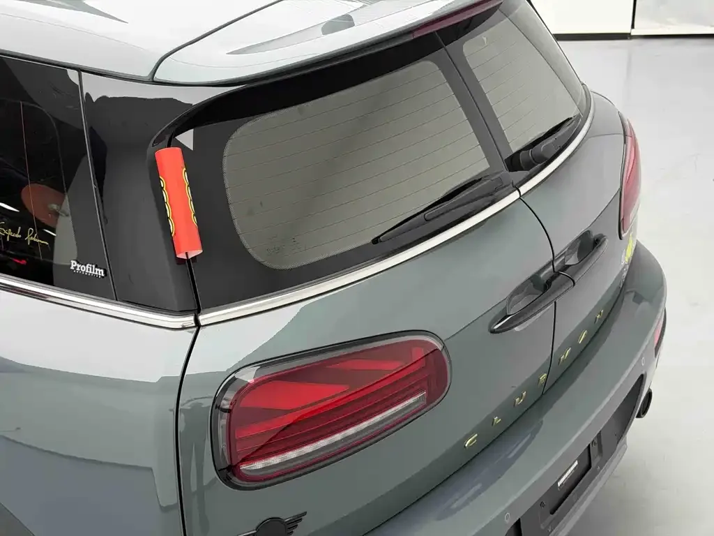 MINI Clubman — фото 4