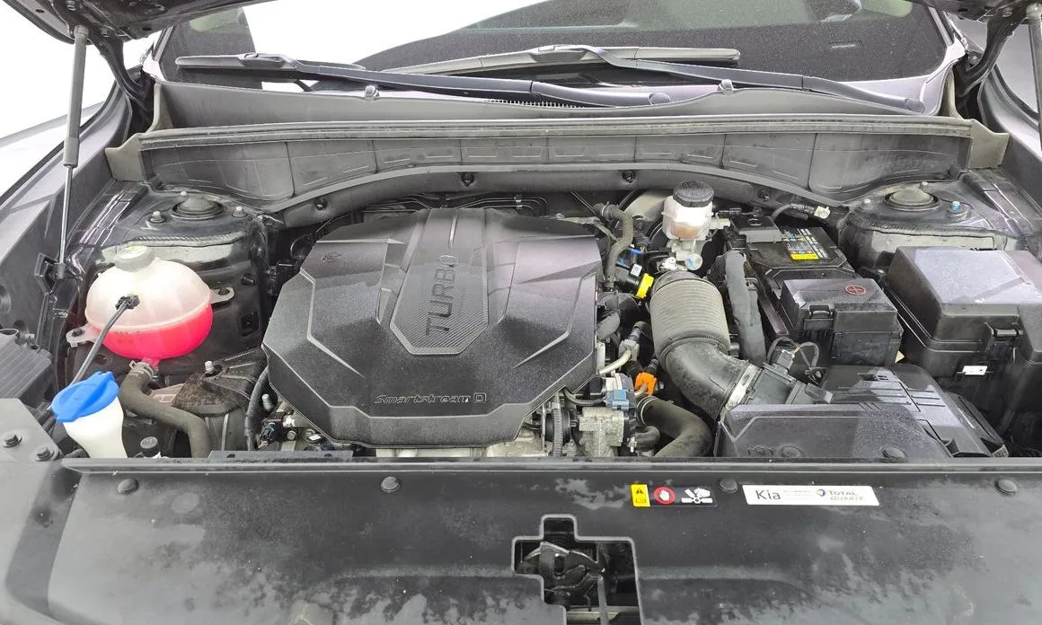 Kia Sorento — фото 6