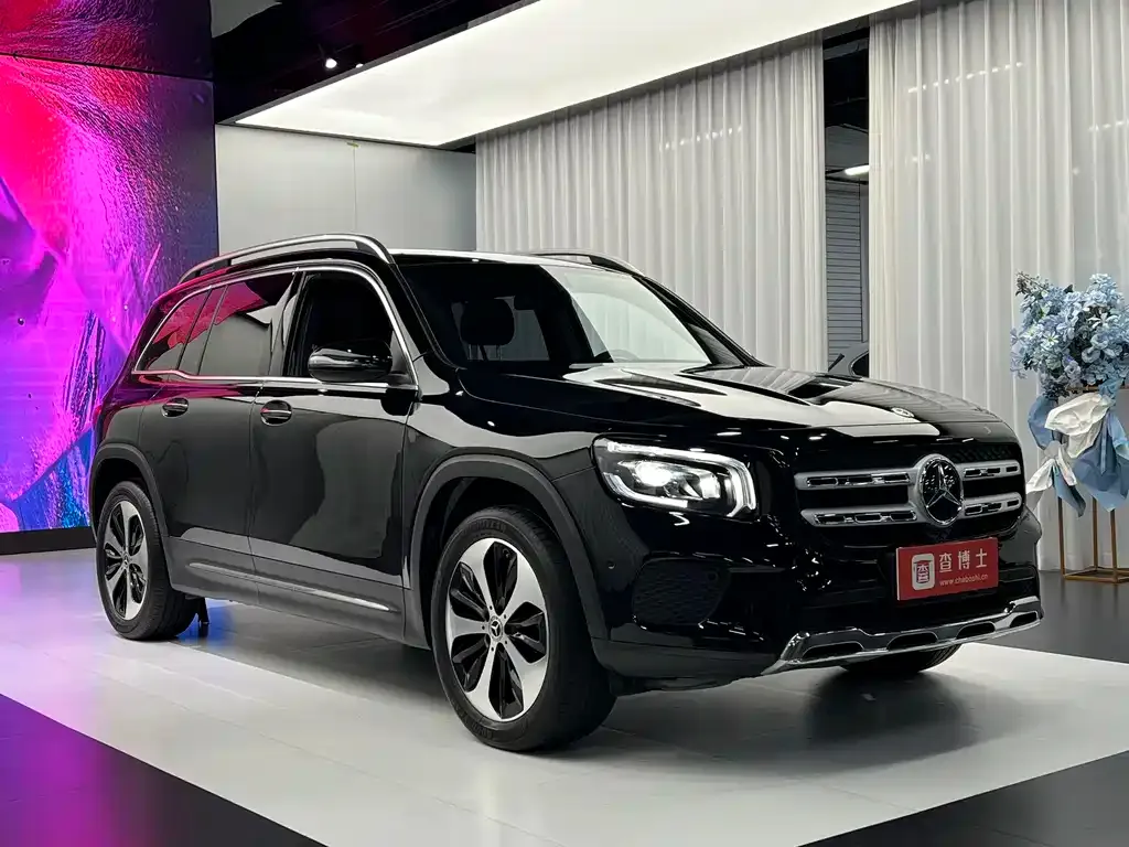 Mercedes-Benz GLB — фото 2