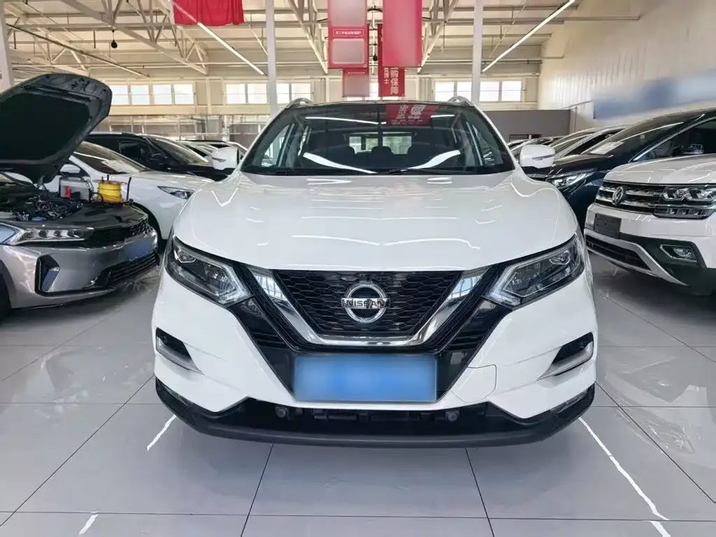 Nissan Qashqai — фото 4