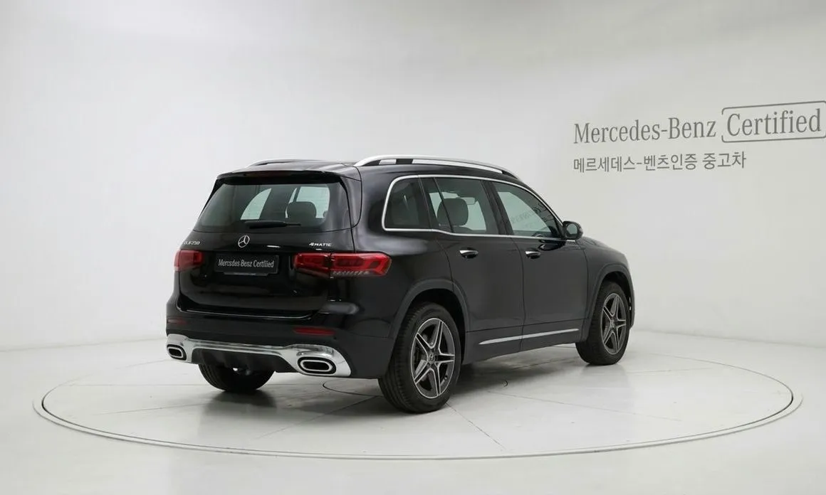 Mercedes-Benz GLB-Class — фото 5