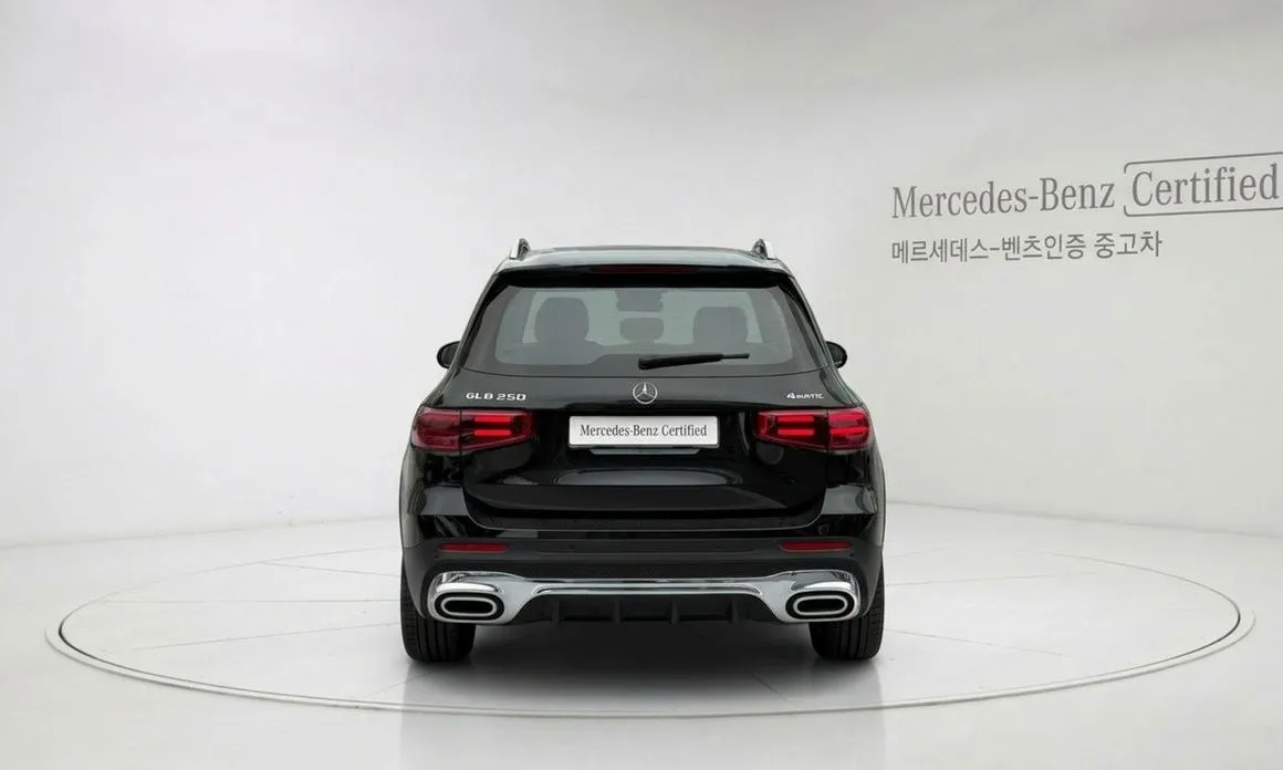 Mercedes-Benz GLB-Class — фото 2