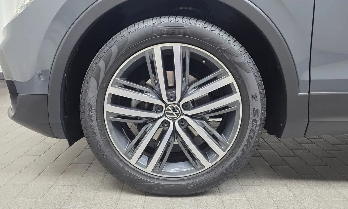 Volkswagen Tiguan — фото 10