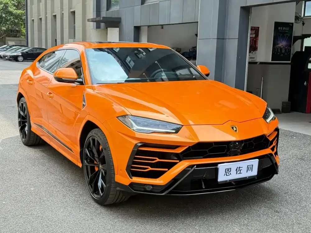 Lamborghini Urus — фото 6