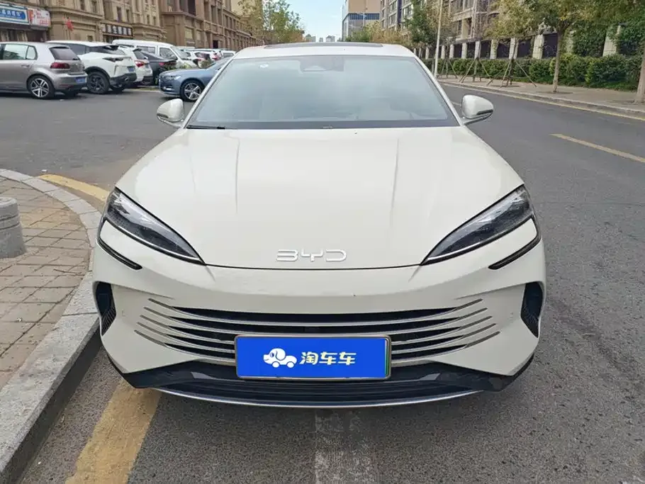 BYD Seal — фото 8