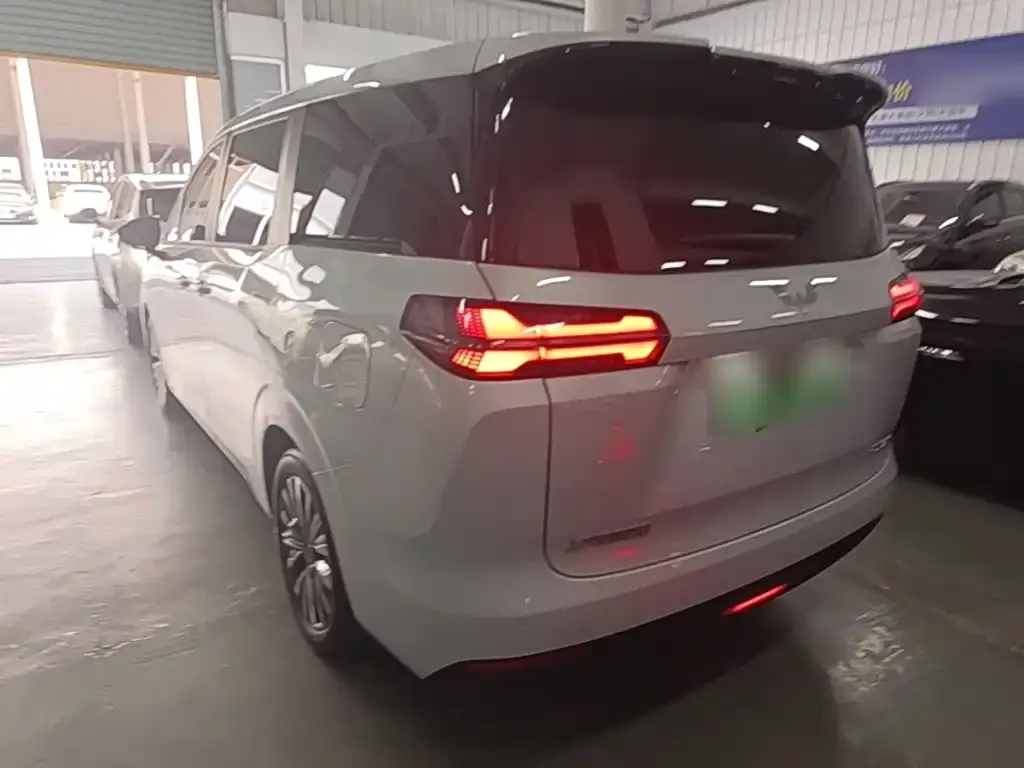 Wuling Xingguang 730 New Energy — фото 6