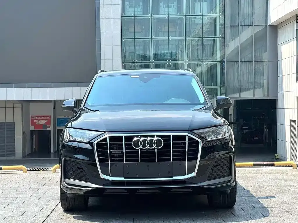 Audi Q7 — фото 4