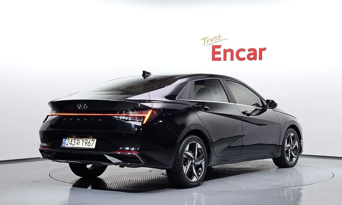 Hyundai AVANTE — фото 2