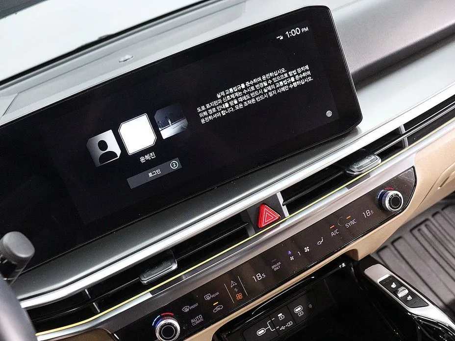 Kia Sorento — фото 9