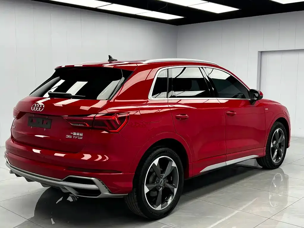 Audi Q3 — фото 9
