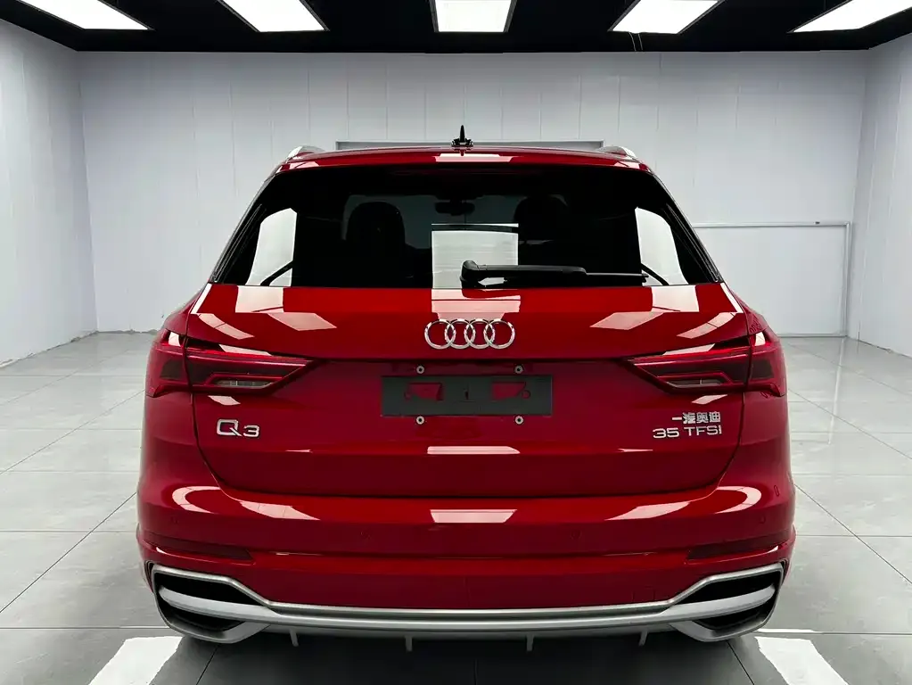 Audi Q3 — фото 2