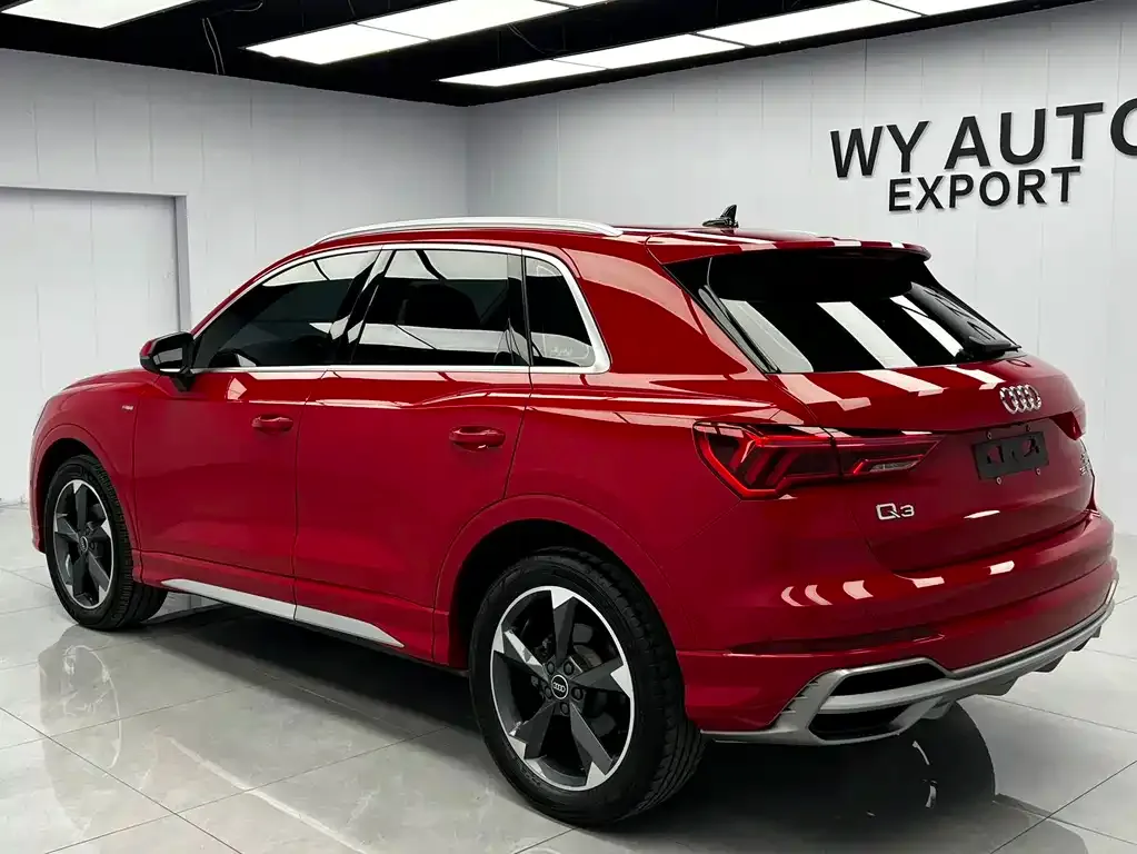 Audi Q3 — фото 10
