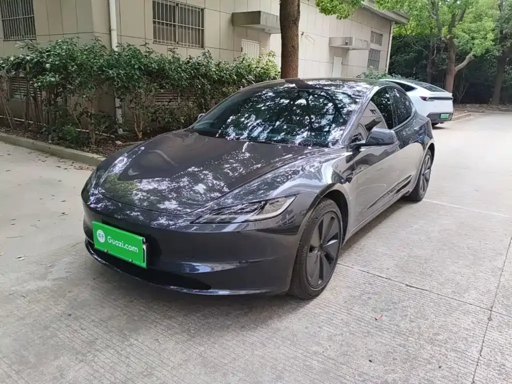 Tesla Model 3 — фото 3