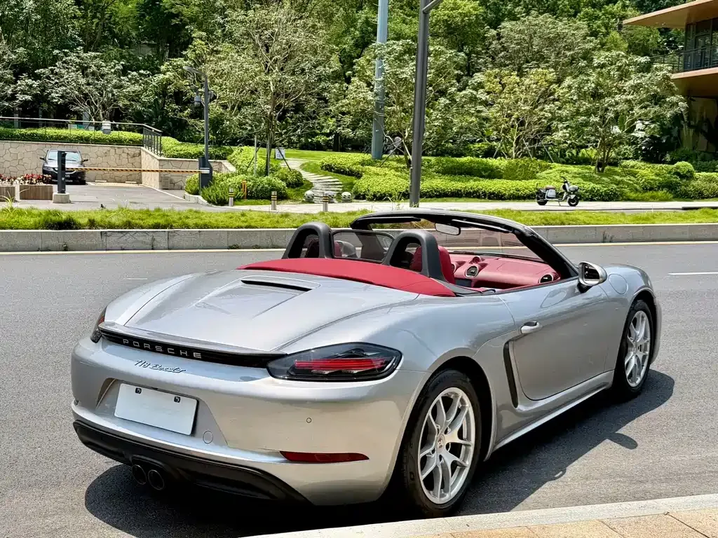 Porsche 718 — фото 5