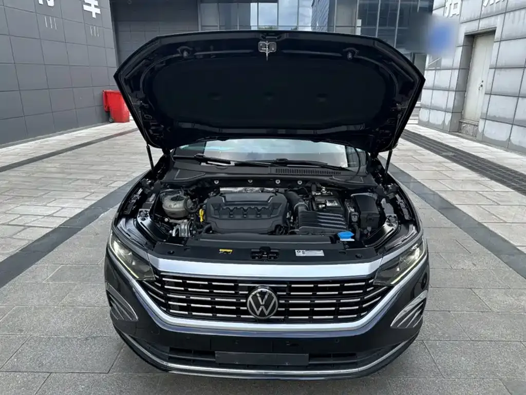 Volkswagen Passat — фото 9