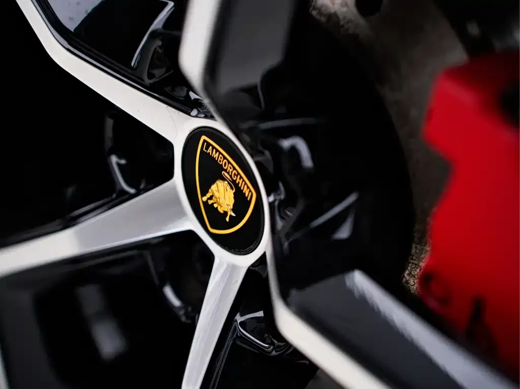 Lamborghini Huracan — фото 2