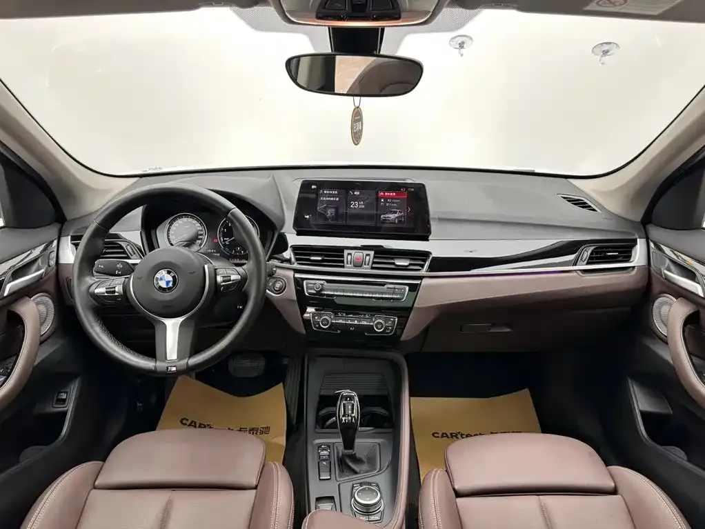 BMW X1 — фото 10