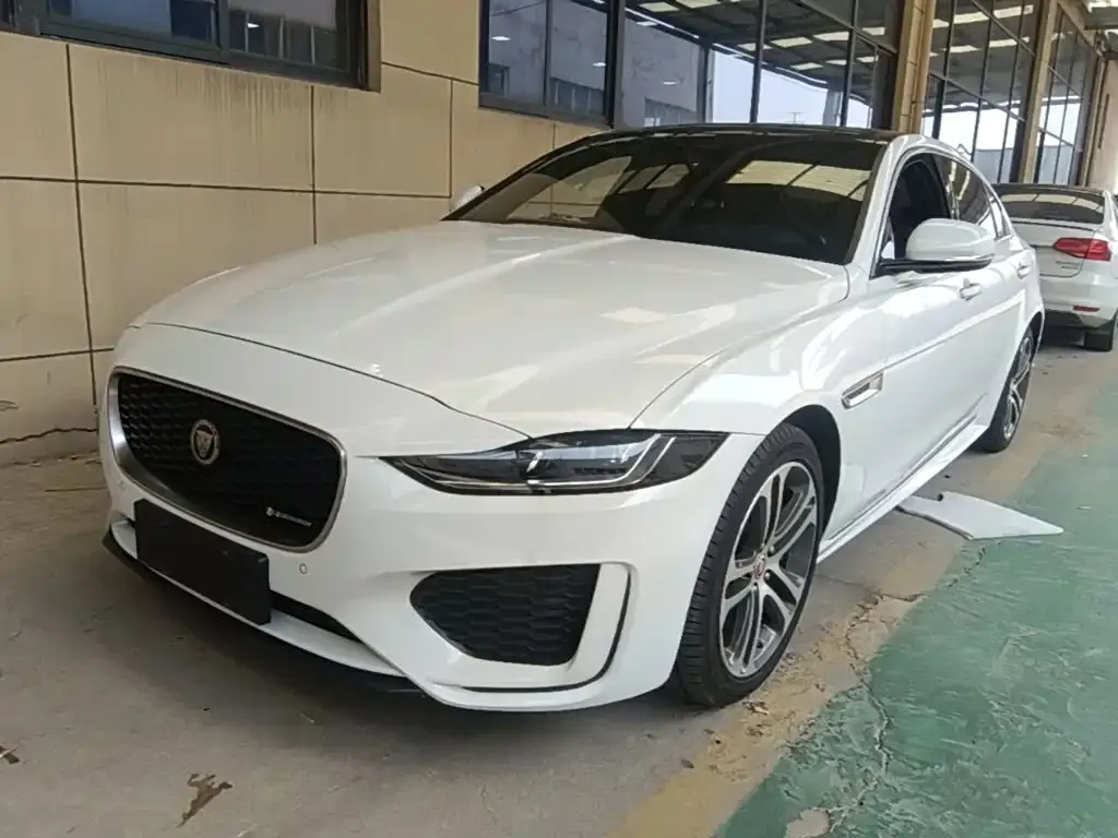 Jaguar XEL — фото 1
